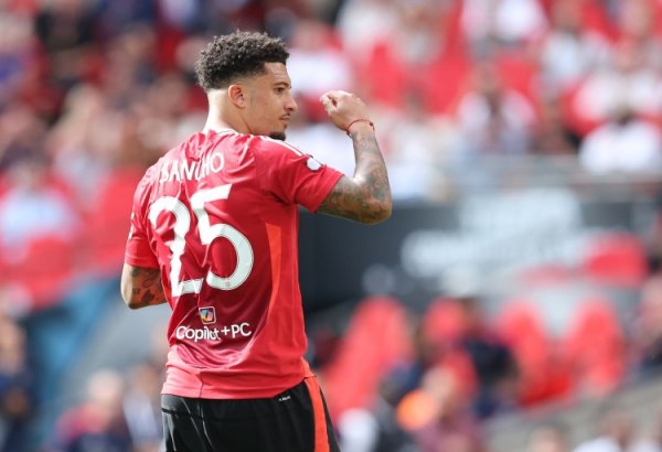 Returned to Manchester United! Sun: Villa, Tottenham and Newcastle follow Sancho s trends