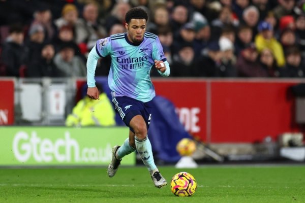 Player plus transfer fee exchange? Reporter: Chelsea hopes to join the Maduaike deal