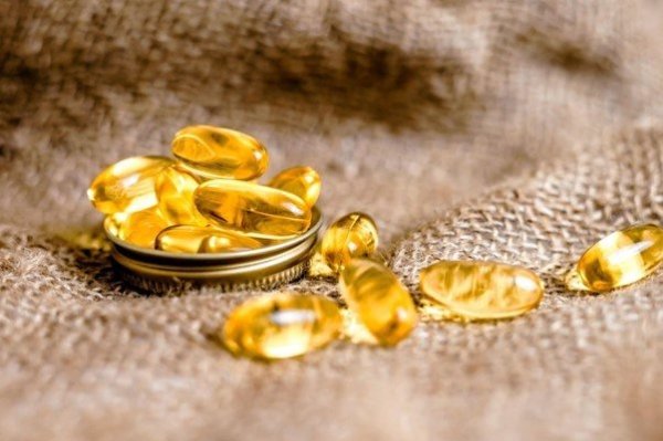 Fish oil helps new phenolic acid and reduce triglycerides! But nutritionists warn that the three groups should not eat