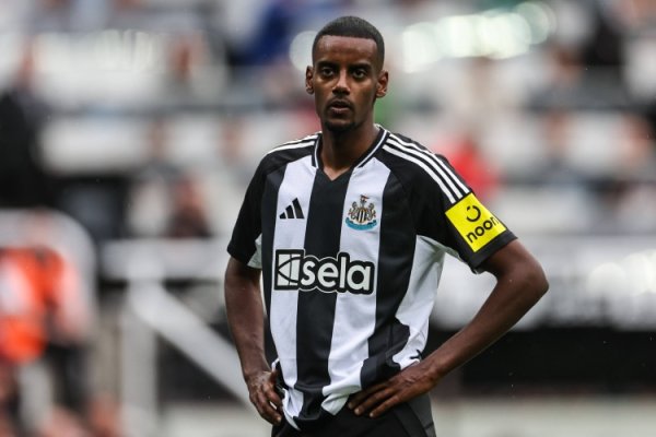 Reporter: Former Newcastle executives promised a new contract but failed to fulfill it later, Isaac was disappointed