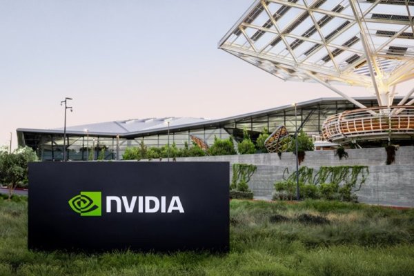 There is still $1 billion in B200 chips smuggling in China without dumping Trump s ban. Taiwanese founding companies are suspected to be the source