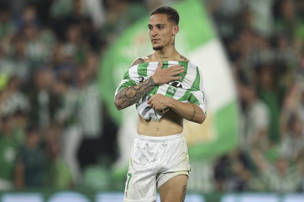 Reporter: Betis will not reach an agreement today to sign Anthony, Manchester United will add a buyout or share ownership