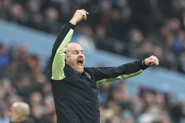 I feel unwilling to accept it! Dyche: Respect Moyes  achievements, but I tried to sign Gralish last year