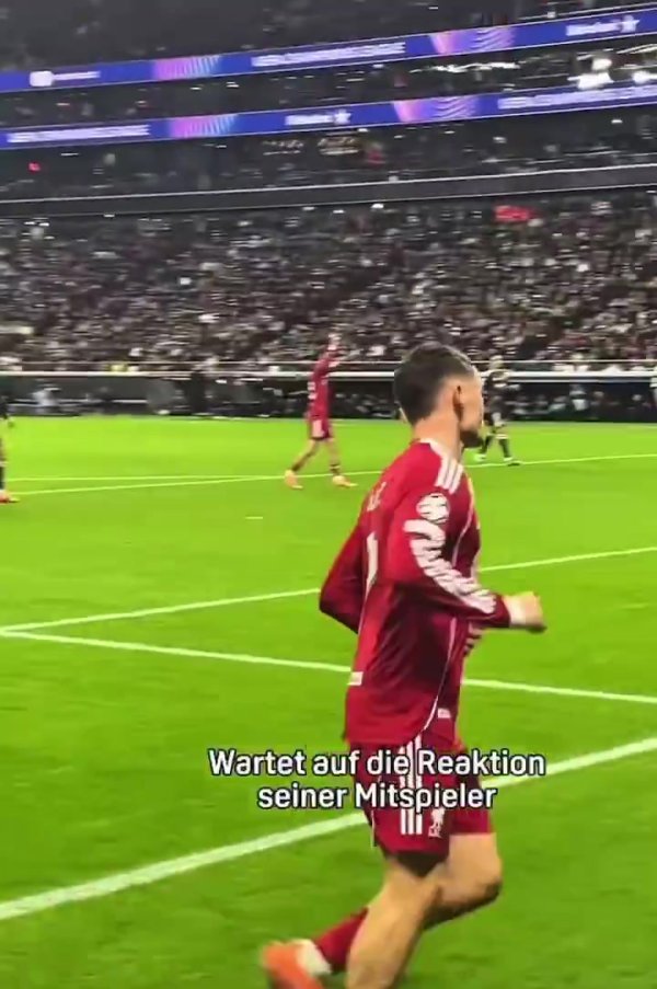 Heartwarming🤗After Wirtz completed his first assist in Liverpool career, his teammates gave him hugs and encouragement.