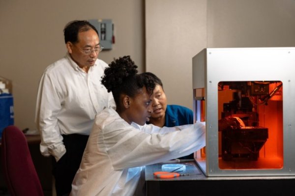 The thermal conductivity of boron arsenide exceeds that of diamond and is expected to become a new material for wafer heat dissipation