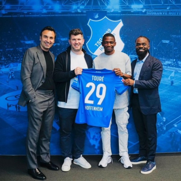 Austrian Sky: The Premier League team quoted B. Toure, and Huo Cun was willing to let him go in the summer window + asking price of 35 million euros